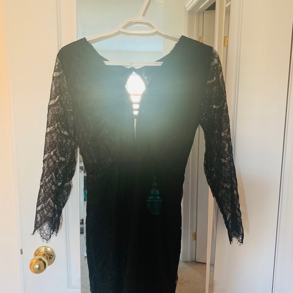 Dress - Picture 2 of 2